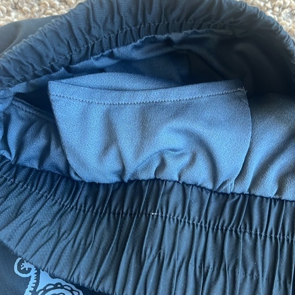 Athleta Paisley Print Black Running Shorts Size Small - Picture 8 of 9